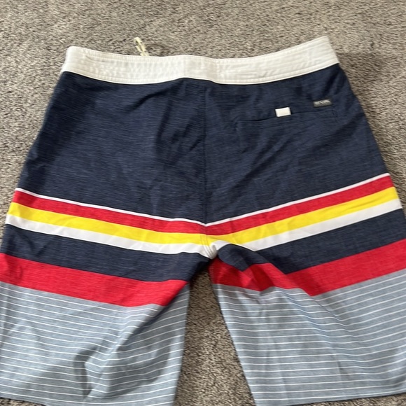MENS RIP CURL SWIM SHORTS - Picture 4 of 5